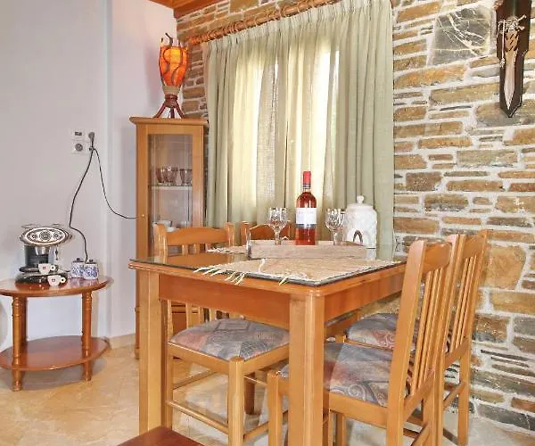 Traditional Centre House *